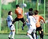 [포토] 대덕대 구가람 '골로 연결하는 헤더'