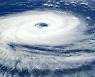 [날씨] 2022년 장마, 폭우-폭염-폭풍.. 4~5일 태풍 '에어리' 한반도 영향권 
