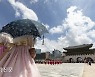 폭염도 잊게 만드는 맑은 하늘[경향포토]