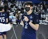 프로배구 보수 10억원 시대..한선수, 최초의 기록 쓰다