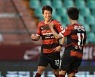 K리그1 '선두' 울산 지고 전북은 이겼다..승점 차 '5'로 좁혀져