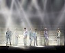 NCT 127, 싱가포르 콘서트 성료 "다시 만날 수 있게돼 기쁘다"
