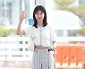 [포토S] 하윤경, 시원한 공항 패션!