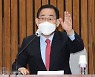 국민의힘, 의총서 5선 중진 주호영 비대위원장 추인