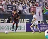 [k1.told] 적으로 만난 두 국대 풀백, 김진수의 '판정승'