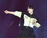 엔하이픈 니키, 매력 폭발하는 눈빛 [포토엔HD]