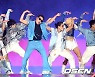싸이, '댄서들과 군무' [사진]