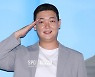 [포토S] 김민호, 경례!