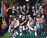 홍콩 아이돌 콘서트 중 600kg에 깔렸던 댄서, 열흘 만에 의식 회복 '기적' [엑's 차이나]