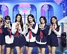 아이브 '러브 다이브', 유튜브 코리아 인기곡 1위..독보적 기록 행진