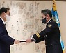 [사설] 윤희근 경찰청장, 정치적 중립 수호 최우선에 둬야