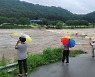 [속보] "폭우 사망 11명·실종 8명"..이재민 1000명 육박