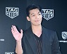 위하준, '망사 패션' [사진]