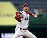7시즌 연속 10승 SSG 김광현..통산 146승으로 레전드 선동열과 최다승 공동 5위