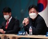 외국인 확장 공청회에서 나온 '승강제 이슈'.."완화해야 한다"