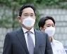 경영일선 복귀한 이재용, '뉴삼성' 가속 페달 밟는다