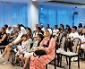 우크라 피란민, 전쟁터에서 위로의 하나님 만나