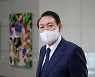 "두 달만에 하락세 멈춰"..尹, 직무수행 긍정 25% 부정 66% [갤럽]