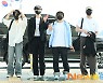 아스트로, 훈훈하게 호주로 [포토엔HD]