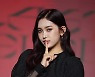 에버글로우 아샤 실신..소속사 "병원서 정밀 검사 중"