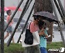 [오늘의 날씨] 충북·세종(13일, 토)..낮 최고 31도 무더위, 최대 80mm 비