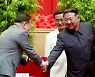 CIA "北 휴대전화 사용 490만명..간부·외교관이 독점"