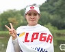 "짝수해 우승 징크스, 내년엔 깨야죠" 이소영, 박현경과 연장승부 끝 통산 6번째 우승