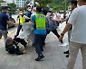 강남 한복판서 머리 찍고 발길질..승려들 '집단 폭행' 경찰 조사 착수