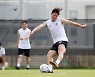 Hwang Ui-jo makes token appearance for Bordeaux as transfer rumors continue