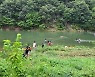 완주 하천서 물놀이 하던 친인척 9명 고립..무사 구조
