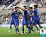 '골 잔치' 수원삼성, 성남 대파..제주는 포항 완파