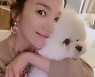 송혜교, 사랑하면 닮는다더니..깨물어주고 싶을만큼 귀여운 반려견과 ♥ [스타IN★]