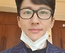 '6남매 아빠' 박지헌, 안면마비 치료 후 힘겨운 미소.."말초신경에도 염증이.."