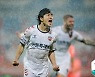 [K리그1 리뷰]수원FC, 우중혈투 끝에 6위 쟁탈전 사수했다