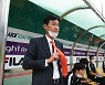 [케터뷰] 양현준 향한 최용수 감독의 애정 어린 메시지 "지금은 발전하는 과정"