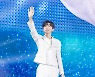 임영웅 콘서트, 기록 행진 속 성료 "앙코르 공연 약속"