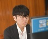 신진서, 1년만의 리턴매치서 변상일에 승리..국수산맥배 첫 정상