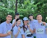 이시영, 광복절 달리기..임시완·박보검 한자리에 "션오빠 응원" [리포트:컷]