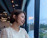 '열애 고백' 김은영, 한껏 환해진 얼굴 "벅찬 행복, 매일매일이 요즘 같기를"