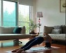 '김호진♥'김지호, 몸이 젖은 솜 같다고요? 이렇게 먹고도 몸이 반으로 접히는 '완전 사기캐'네요!