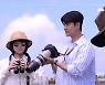 [영상]'이상한 변호사 우영우' 박은빈X강태오, 실제 돌고래 목격 "대박"