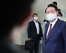 尹대통령, 교육비서관 교체..'취학연령 하향' 혼선 문책성 인사
