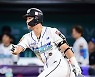 배정대가 끝냈다! kt, 키움 잡고 3게임차 추격..LG도 승리(종합)