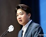 이준석, 비대위원 인선에 "윤핵관 연 있는 분들 물러나야"