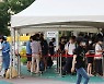 밤 9시까지 17만5,765명 확진..넉달새 최다
