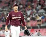 7이닝 마치고 마운드 내려오는 안우진[스경포토]