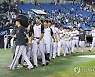 LG, 삼성에 6-3 승리