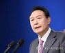 [더 강경해진 화물연대 왜?] 尹 "노사 불문하고 불법은 용인 않겠다"