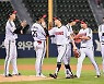 삼성전 6연승 LG,'사자만 만나면 펄펄나네' [사진]