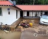강릉 주문진 폭우로 침수된 주택